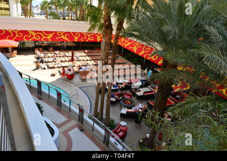 La piscine de l'hôtel Golden Nugget hotel à Las Vegas Banque D'Images