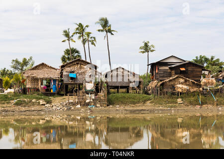 Village rural de la vie dans une petite ville au Myanmar (Birmanie) Banque D'Images