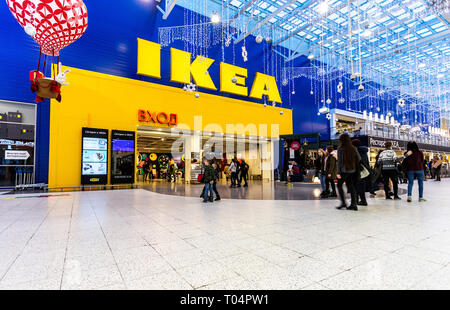 Samara, Russie - 18 novembre 2018 : l'intérieur du magasin IKEA. IKEA est le plus grand détaillant de meubles, fondée en Suède Banque D'Images