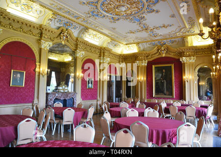 À l'intérieur de Hylands House, Writtle, Chelmsford, Essex, UK Banque D'Images