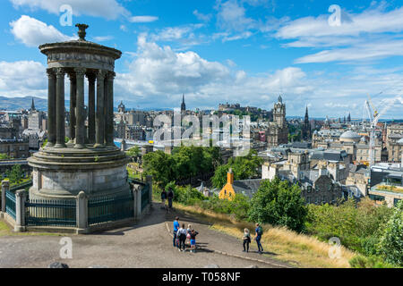 De l'édimbourg Dugald Stewart Monument (William Henry Playfair 1831). Calton Hill, Édimbourg, Écosse, Royaume-Uni Banque D'Images
