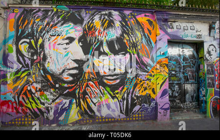 Maison de Serge GAINSBOURG À PARIS couverts de graffitis DÉDIÉE À GAINSBOURG Banque D'Images