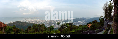 Vue panoramique en haut de la sky walk view point plus à Penang et George Town, Malaisie. Banque D'Images