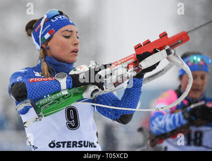 Ostersund, Suède. Mar 17, 2019. Dorothea Wierer de l'Italie au biathlon départ en masse aux championnats du monde à Ostersund le 17 mars 2019. Wierer a remporté sa première carrière d'or dans l'événement. Crédit : Sven Hoppe/dpa/Alamy Live News Banque D'Images