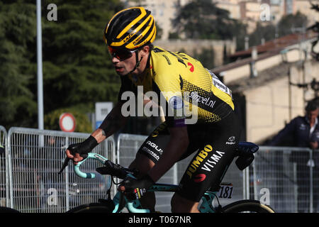 Recatani, Italie. Mar 17, 2019. L'équipe de Primoz Roglic Jumbo - Visma pendant le Tirreno Adriatico 2019 5eme Etape Colli del Tronto - Recanati le 17 mars 2019 dans Recatani, Italie - Photo Laurent Lairys/MAXPPP Crédit : Laurent Locevaphotos Lairys/agence/Alamy Live News Banque D'Images