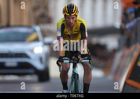 Recatani, Italie. Mar 17, 2019. L'équipe de Primoz Roglic Jumbo - Visma pendant le Tirreno Adriatico 2019 5eme Etape Colli del Tronto - Recanati le 17 mars 2019 dans Recatani, Italie - Photo Laurent Lairys/MAXPPP Crédit : Laurent Locevaphotos Lairys/agence/Alamy Live News Banque D'Images