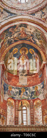 Photos et images de la fresque de l'abside byzantines de Theotokos, représentant la Vierge Marie, Mère de Dieu, et de l'enfant, dans le Georgian Gelati Orthodo Banque D'Images