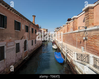 Demande tour Venise est un spectacle à voir. Cette belle ville est facile à photographier. Banque D'Images