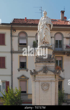 Monument à l'inventeur-physicien Alessandro Volta . Côme, Italie Banque D'Images