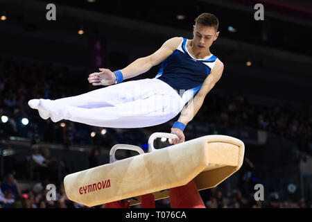 Liverpool, Royaume-Uni. 17 mars, 2019. Adam Steele effectue Cheval-arçons dans Men's Master au cours de la finale 2019 du Championnat Britannique de gymnastique à M&S Bank Arena le dimanche, 17 mars 2019. LIVERPOOL EN ANGLETERRE. (Usage éditorial uniquement, licence requise pour un usage commercial. Aucune utilisation de pari, de jeux ou d'un seul club/ligue/dvd publications.) Crédit : Taka G Wu/Alamy News Banque D'Images