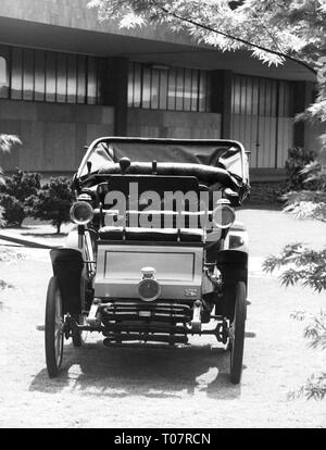 Historique des transports, voiture, véhicules, Fiat, 3,5 HP, année de fabrication 1899, vue de l'avant, Musée de l'Automobile de Turin, 1960 Additional-Rights Clearance-Info-Not-Available- Banque D'Images