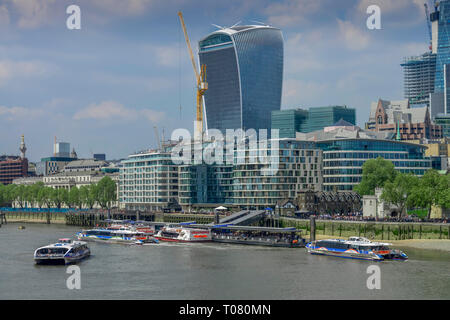 Geschaeftshaeuser, Lower Thames Street, du quartier financier, Londres, Angleterre, Grossbritannien Banque D'Images