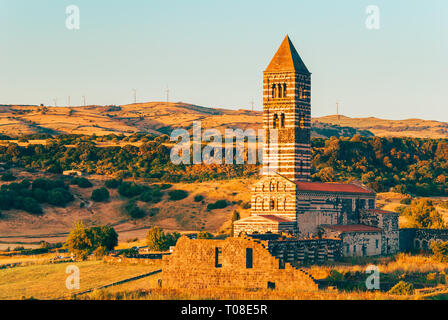 Église du 12ème siècle dans la région de Cossoine sur Sardaigne Italie Banque D'Images