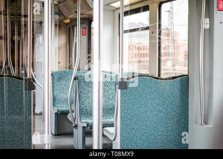 Berlin, Allemagne - mars 2019 : l'intérieur de la gare S-Bahn de Berlin, Allemagne Banque D'Images