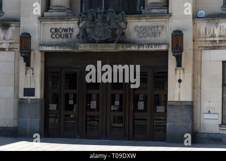 Le Tribunal de la Couronne et de comté à St Aldates Street à Oxford, Oxfordshire, Angleterre Banque D'Images