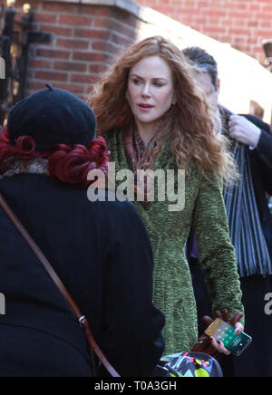 New York, USA. 18 Mar 2019. Nicole Kidman tournage sur emplacement pour HBO montrent l'annulation à New York New York, USA. 18 Mar 2019. Credit:RW/MediaPunch MediaPunch Crédit : Inc/Alamy Live News Banque D'Images