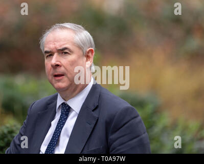 Londres, Royaume-Uni. 19 mars 2019, Geoffrey Cox QC MP arrive à une réunion du Cabinet au 10 Downing Street, Londres, Royaume-Uni. Crédit : Ian Davidson/Alamy Live News Banque D'Images