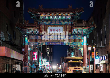 Beijing, USA. Mar 13, 2019. L'amitié de Chinatown Gate est photographié à Philadelphie, aux États-Unis, le 13 mars 2019. Credit : Muzi Li/Xinhua/Alamy Live News Banque D'Images