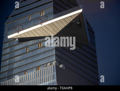 30 yards Hudson montrant la plate-forme d'observation en porte-à-faux intitulé 'The Edge', à New York, le dimanche 17 mars, 2019. (© Richard B. Levine) Banque D'Images