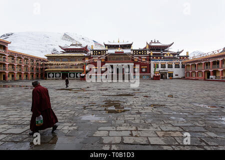 Tagong Temple sur la prairie Tagong dans la préfecture de Ganzi, dans la province du Sichuan Banque D'Images