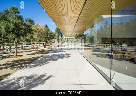 Le Centre d'Apple à Cupertino, Californie Banque D'Images