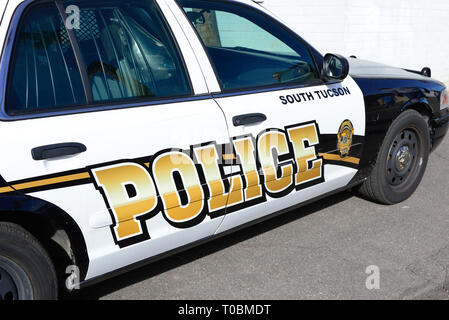 Portrait de l'Tucson voiture de police garée à Tucson, AZ Banque D'Images