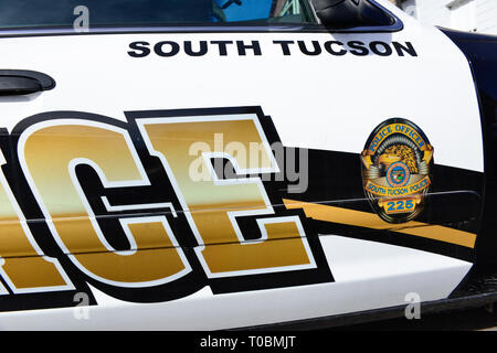 Portrait de l'Tucson voiture de police garée à Tucson, AZ Banque D'Images