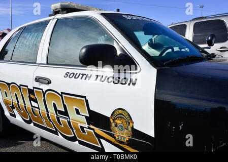 Portrait de l'Tucson voiture de police garée à Tucson, AZ Banque D'Images