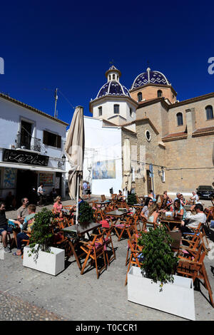 L'église au dôme bleu de la Vierge del Consuelo, ville d'Altea, Costa Blanca, Espagne, Europe Banque D'Images