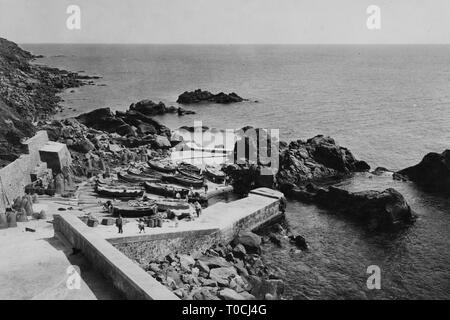 L'Italie, la Sicile, île de Stromboli, l'escale de pertuso ginostra, 1950 Banque D'Images