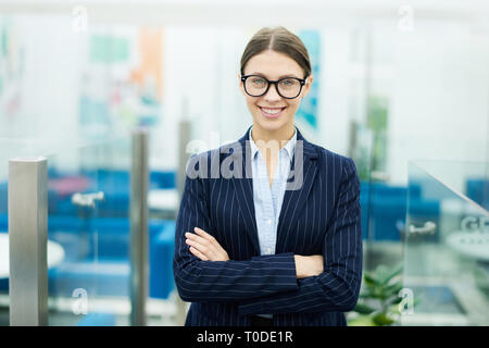 Young Businesswoman Wearing Glasses Banque D'Images