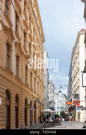 Österreich, Wien 1, Blick durch die Himmelpfortgasse Banque D'Images
