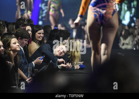 St Andrew's fashion show annuel de bienfaisance dans le quad, cette année soutenir la bite avec les élèves de St Andrews : où : St Andrews, Royaume-Uni Quand : 16 Feb 2019 Credit : Euan Cherry/WENN Banque D'Images