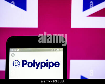 L'Ukraine. Mar 19, 2019. Groupe Polypipe plc logo de l'entreprise vu affichée sur un téléphone intelligent. Crédit : Igor Golovniov SOPA/Images/ZUMA/Alamy Fil Live News Banque D'Images