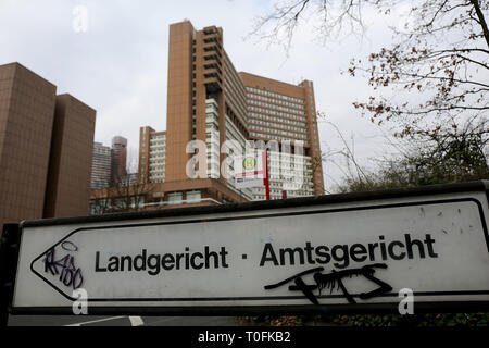 20 mars 2019, Berlin, Cologne : le siège de l'Amtsgericht et Langericht à Cologne. Photo : Oliver Berg/dpa