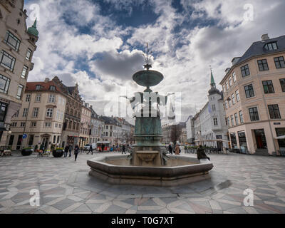 Storkespringvandet fontaine dans le centre de Copenhague, Danemark Banque D'Images