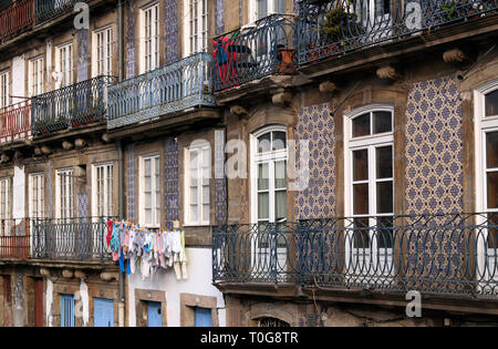 Porto vieux maisons typiques - quartier Miragaia Banque D'Images