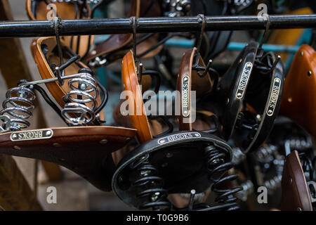 Brooks l'Angleterre. Société réputée pour produire le meilleur vélo sattle cuir Banque D'Images