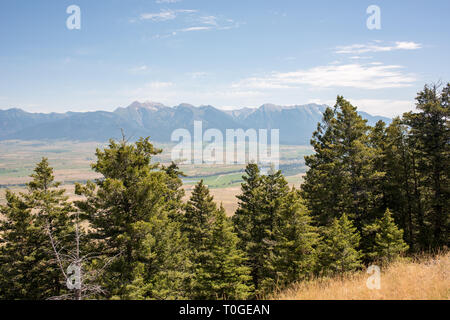 La National Bison Range à Charlo, Montana est l'un des plus beaux endroits dans le Montana avec une variété de paysages, de la faune, et de fleurs. Banque D'Images