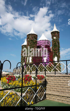 Château de fleurs, Dubaï Miracle Jardin Un jardin de fleurs, Dubailand, Dubaï, Emirats Arabes Unis. Banque D'Images