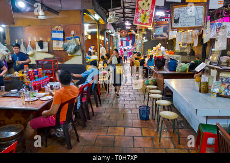 Food salon, marché Russe, Phnom Penh, Cambodge, Asie Banque D'Images