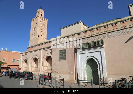 La mosquée Bab Doukkala, Rue Lalla Fatima Zahra, Medina, Marrakech, Marrakesh-Safi région, le Maroc, l'Afrique du Nord Banque D'Images