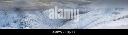 Panorama de l'hiver et Grey Corries Mamores, Ecosse Banque D'Images