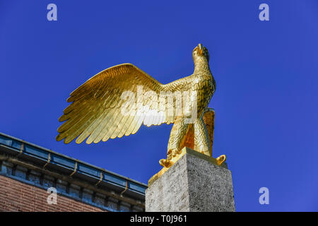 Golden Eagle, Maison du sport Allemand, allemand sports forum, site olympique, Westend, Charlottenburg, Berlin, Allemagne, Goldener Adler, Haus des Deut Banque D'Images