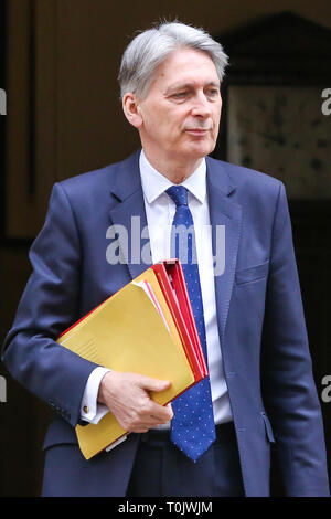 London, UK, UK. Mar 20, 2019. Philip Hammond - Chancelier de l'Échiquier est perçu au départ de Number 11 Downing Street. Credit : Dinendra Haria SOPA/Images/ZUMA/Alamy Fil Live News Banque D'Images