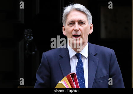 London, UK, UK. Mar 20, 2019. Philip Hammond - Chancelier de l'Échiquier est perçu au départ de Number 11 Downing Street. Credit : Dinendra Haria SOPA/Images/ZUMA/Alamy Fil Live News Banque D'Images