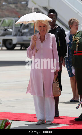 Duchesse de Cornouailles arrive à Argyle International Airport, à St Vincent et Grenadines au début de sa visite d'une journée avec le Prince de Galles à l'île des Caraïbes. Banque D'Images