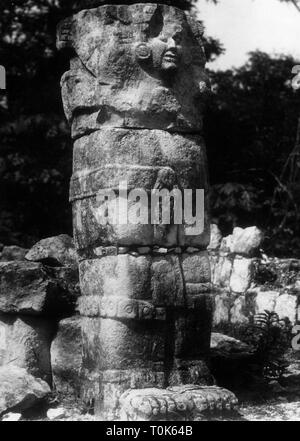 Géographie / voyage, Mexique, villes, Chichen Itza, ville maya, fondée en 5ème ANNONCE de siècle, statue de la Déité, 1960 Additional-Rights Clearance-Info-Not-Available- Banque D'Images