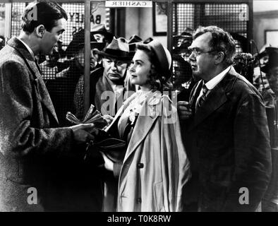 JAMES STEWART, Donna Reed, THOMAS MITCHELL, c'est une vie merveilleuse, 1946 Banque D'Images