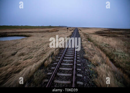 Insel Wangerooge, Ostfriesland, Island Railway, de l'embarcadère pour le village, paysage marais,Frise orientale, dans le Nord de l'Allemagne, Côte de la mer du Nord, Banque D'Images